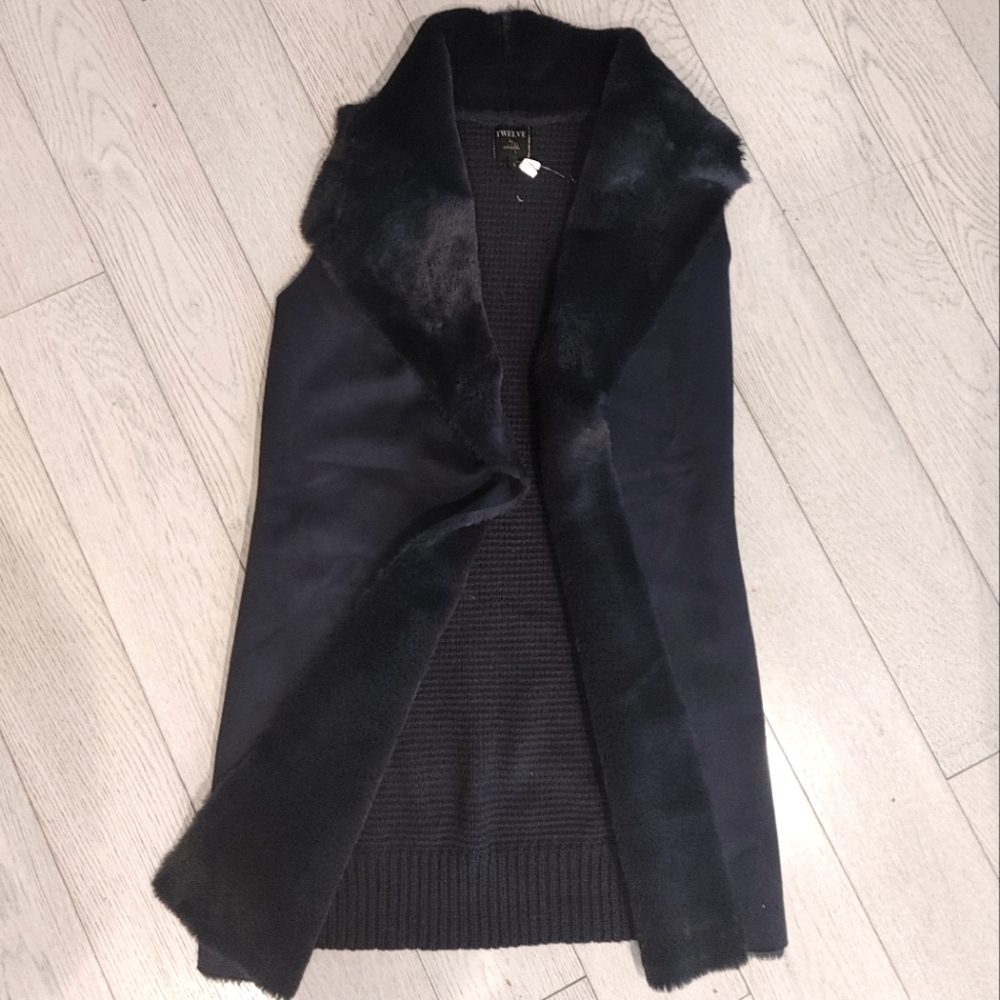 Twelve by on twelfth Navy Blue vest size small